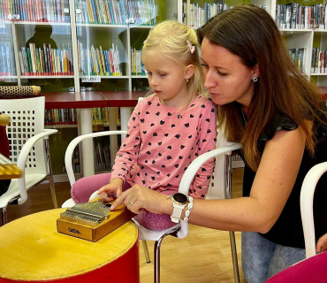 Hudební workshop s Lucií Doušovou a projektem Bookstart